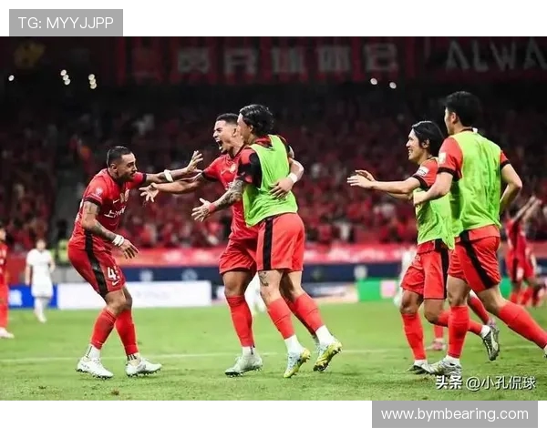 上海海港全力备战新赛季展望球队阵容调整与未来发展方向