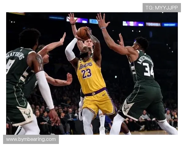 太阳鏖战雄鹿强强对决激燃全场巅峰较量谁能笑到最后