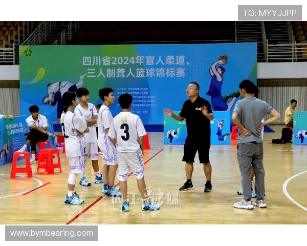 武汉篮球队战术解析：聚焦团队协作与进攻防守策略的深度探讨