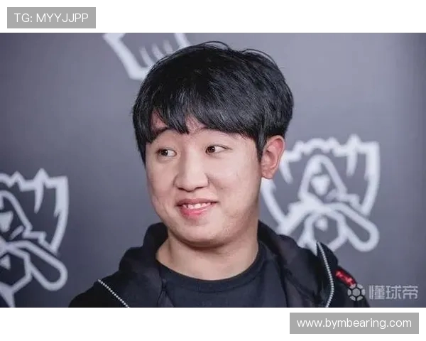 青年赛点评：FPX以惊人速度展现实力引发全场瞩目