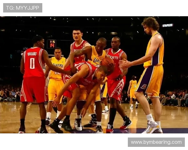 2009至2010赛季勇士与火箭的激烈对决回顾与分析