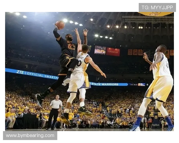 2016年圣诞大战骑士与勇士的巅峰对决回顾与精彩瞬间分析